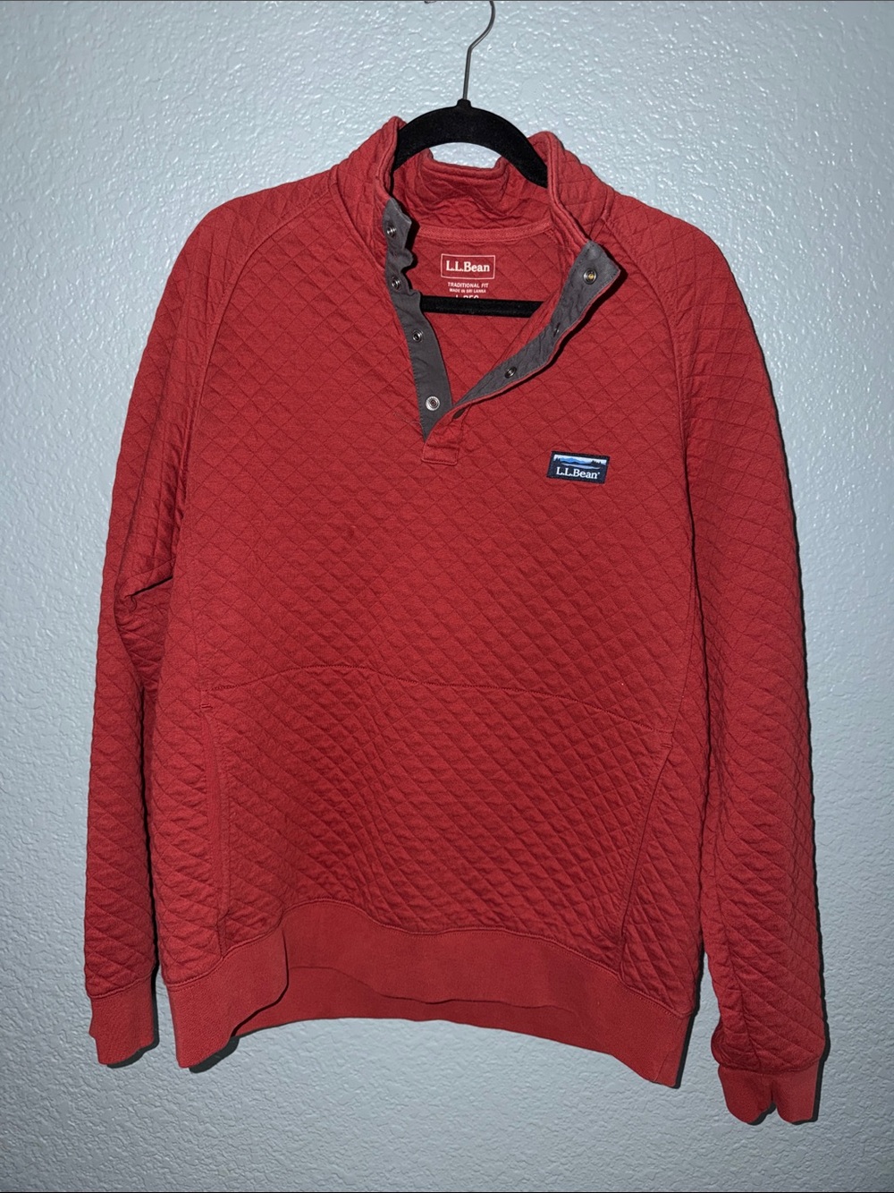 L.L. Bean Mockneck Quilted Snap Placket Pullover Sweatshirt Brick Red sz Larg